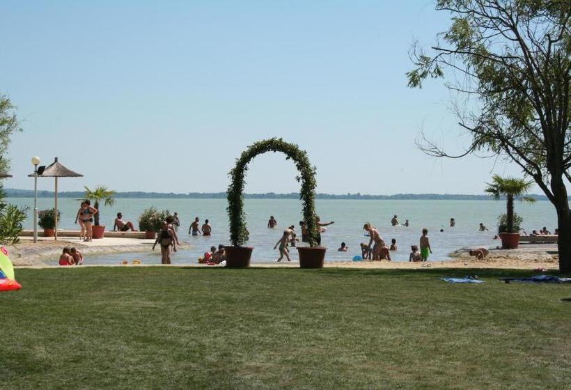 Пансион Leander Vendeghaz