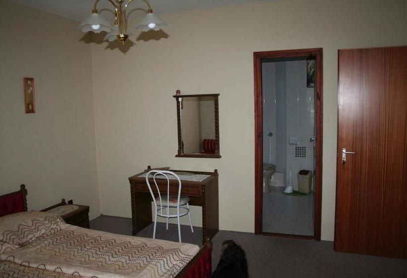 פנסיון Leander Vendeghaz