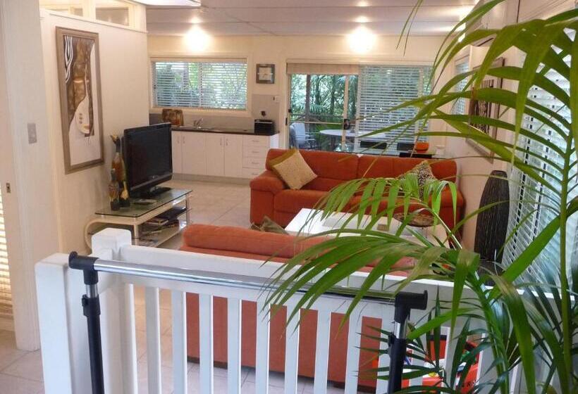 Пансион Orchard Garden