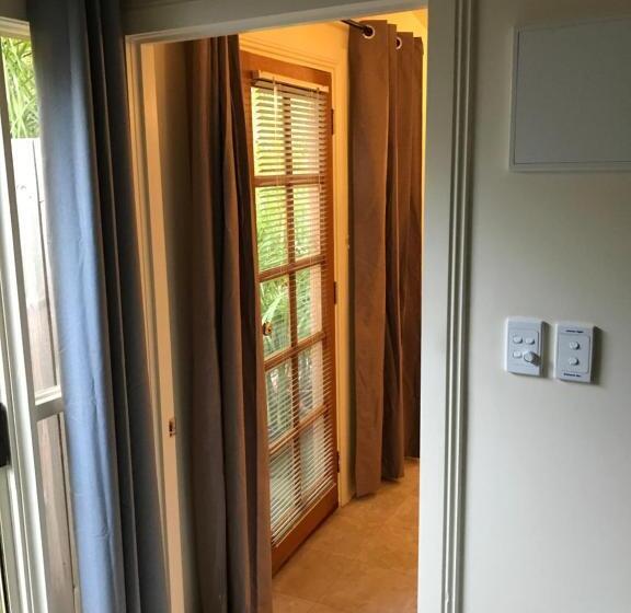 Пансион Orchard Garden