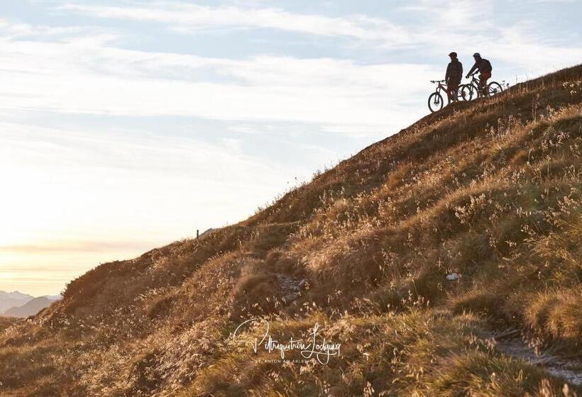 بنسيون Piltriquitron Lodging