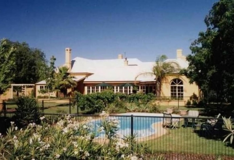 پانسیون Ranelagh House