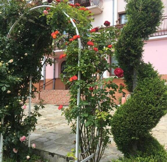 ペンション Secret Garden House