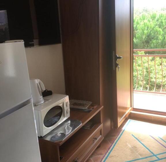 ペンション Secret Garden House