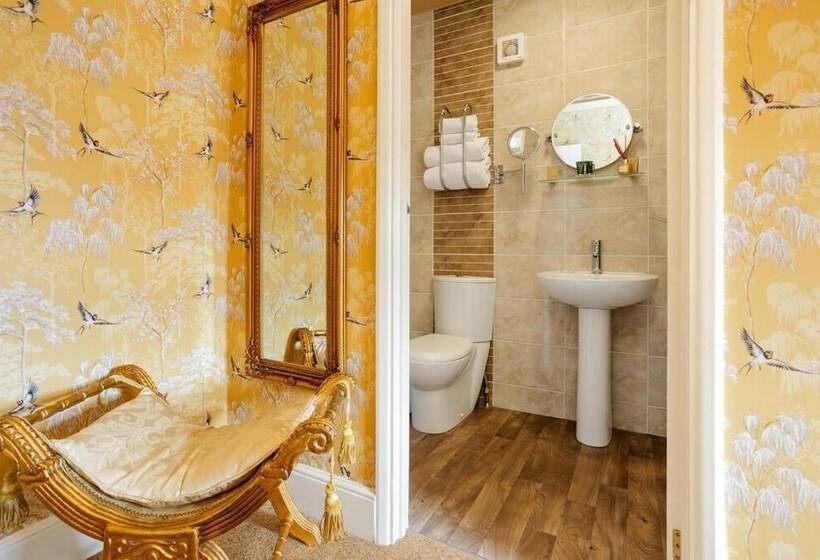 펜션 The Bell Lodge