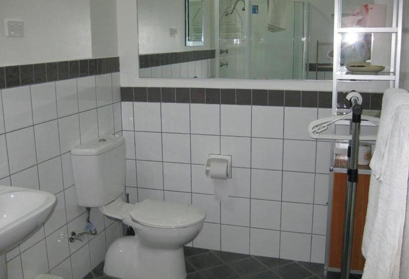 پانسیون Three Chimneys Bed And Breakfast Boutique Guest House