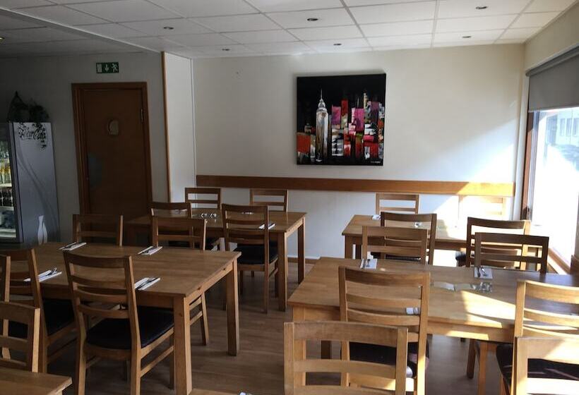 Pizza House Bed & Breakfast