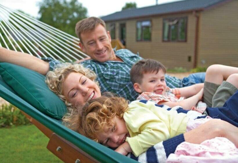 Курорт Ashby Woulds Lodges