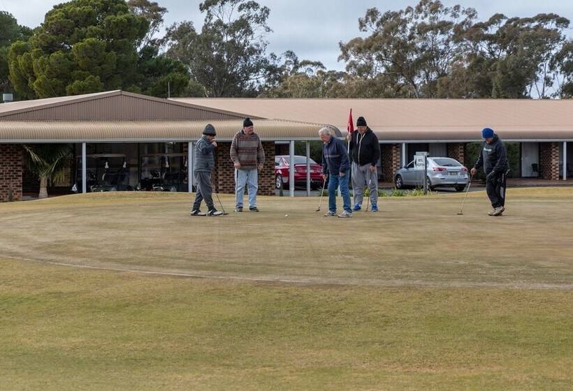 אתר נופש Club Inn Motel