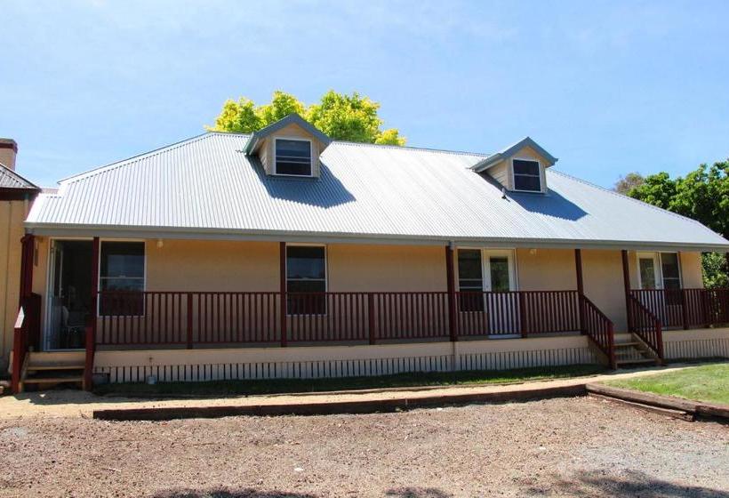 Richmond Coachmans Rest