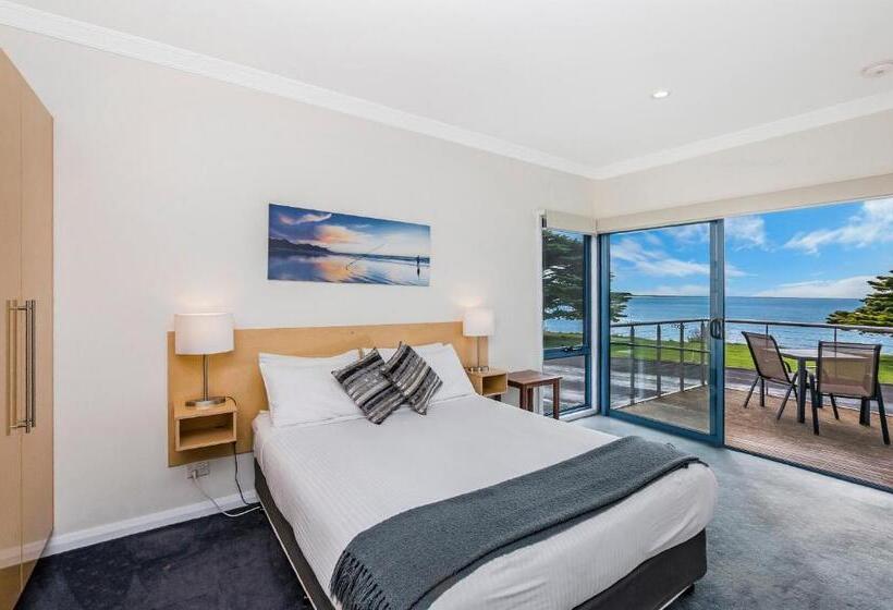 Seascape Accommodation