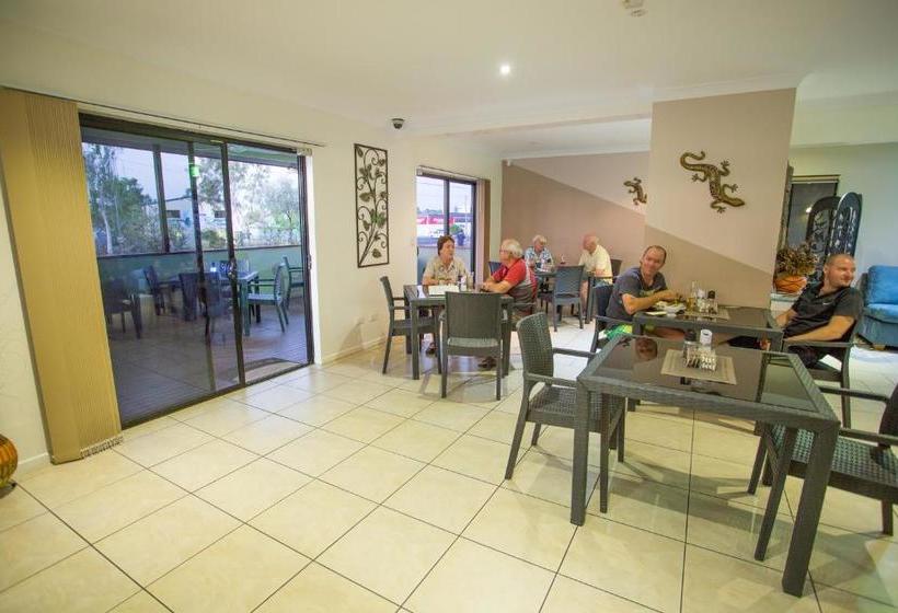 Spinifex Motel And Serviced Apartments