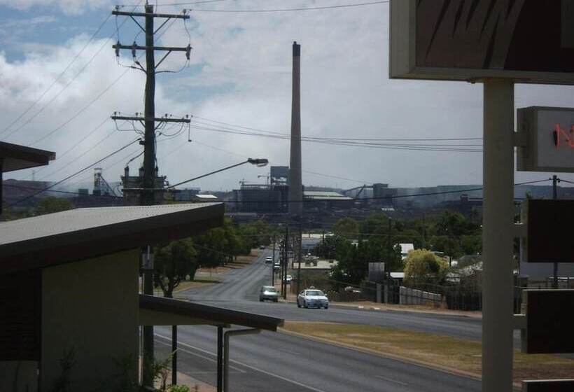 Spinifex Motel And Serviced Apartments