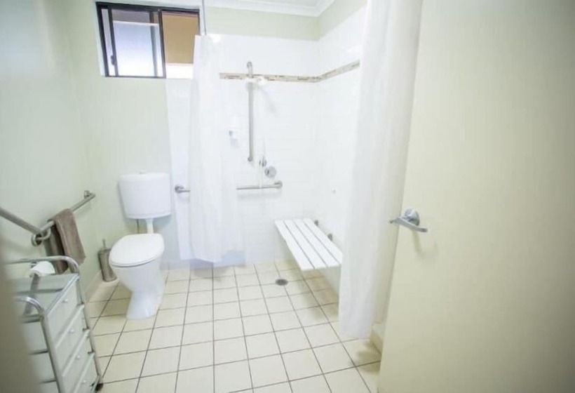 Spinifex Motel And Serviced Apartments