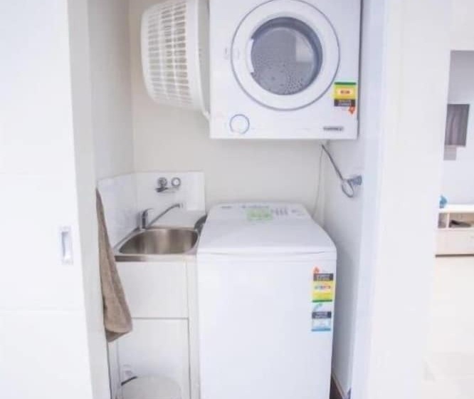 Spinifex Motel And Serviced Apartments