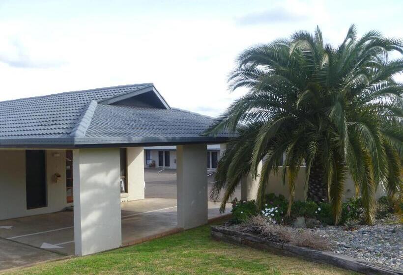 Stagecoach Inn Motel