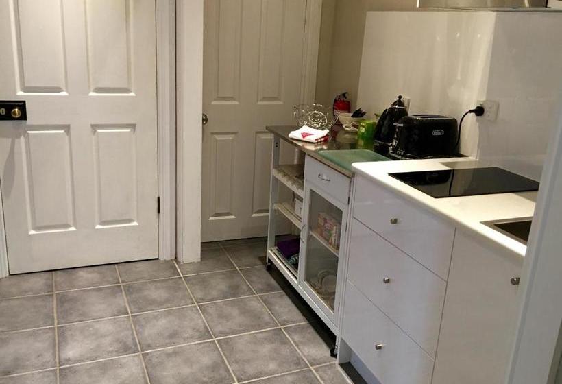 Swan Inn Bed And Breakfast