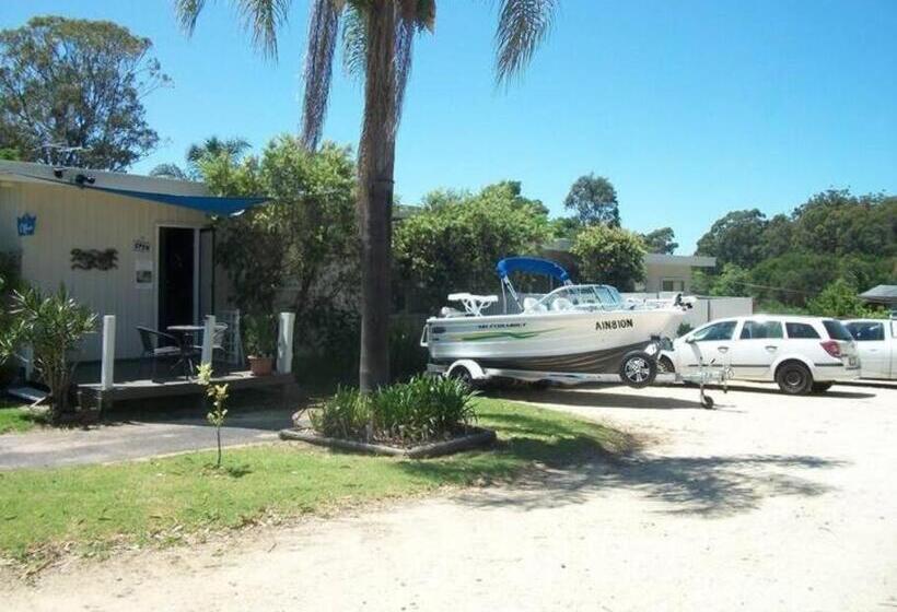 Top Of The Lake Holiday Units