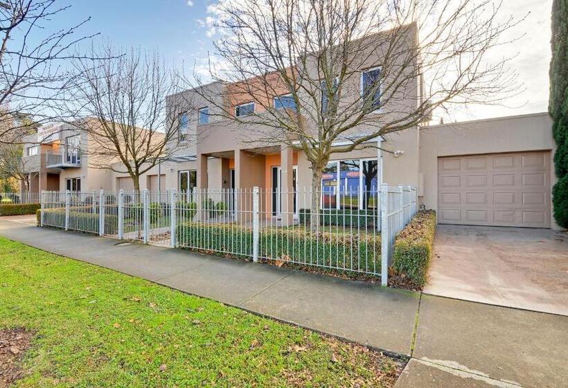 Traralgon Serviced Apartments