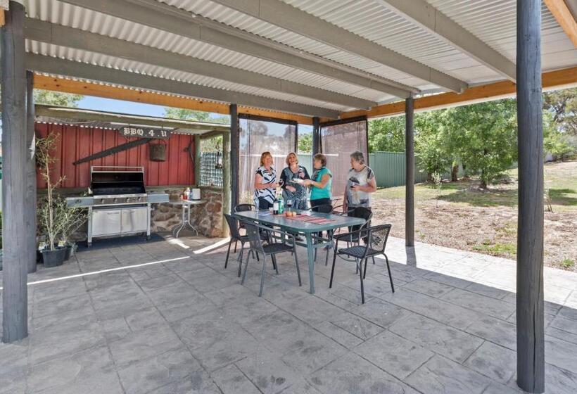 Wattle Grove Motel Maryborough