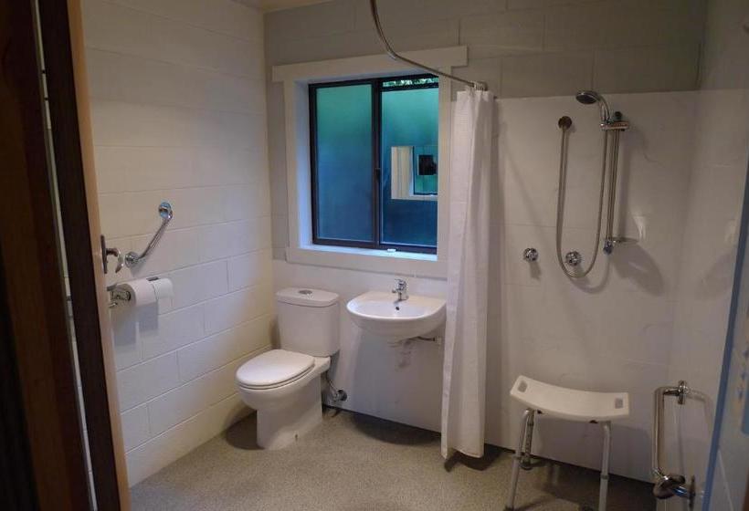 Willaway Motel Apartments