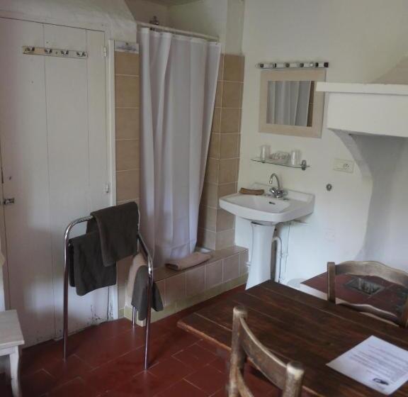 فندق صغير Auberge Des Seguins