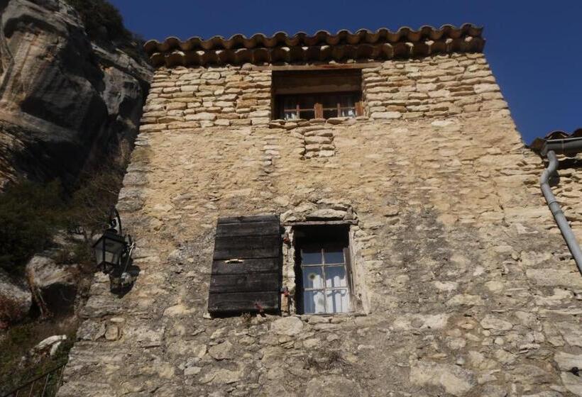 فندق صغير Auberge Des Seguins