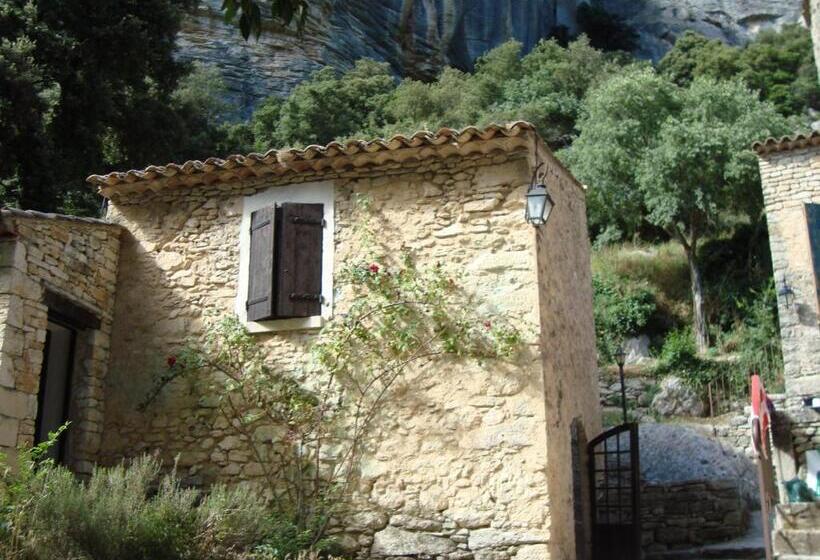 فندق صغير Auberge Des Seguins