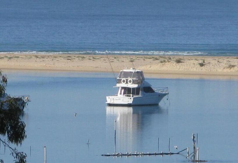 Baywatch Apartments Merimbula