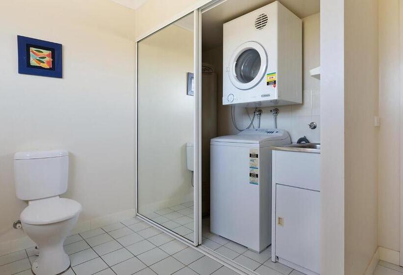 Baywatch Apartments Merimbula