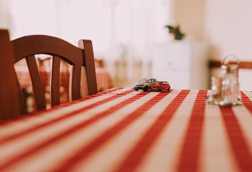 مبيت وإفطار Bosnyák Panzió