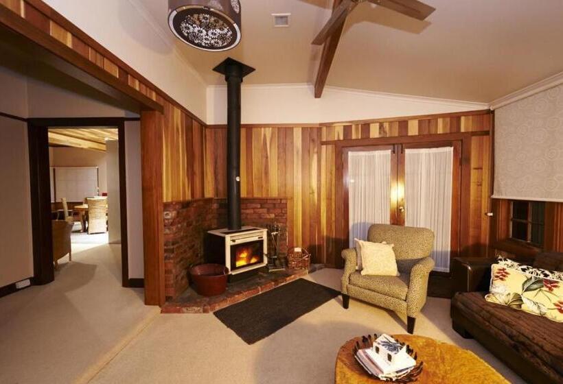 مبيت وإفطار Cable Station Accommodation