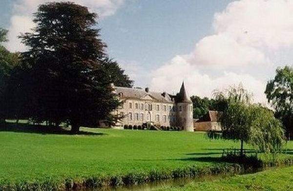 مبيت وإفطار Château De Beaujeu