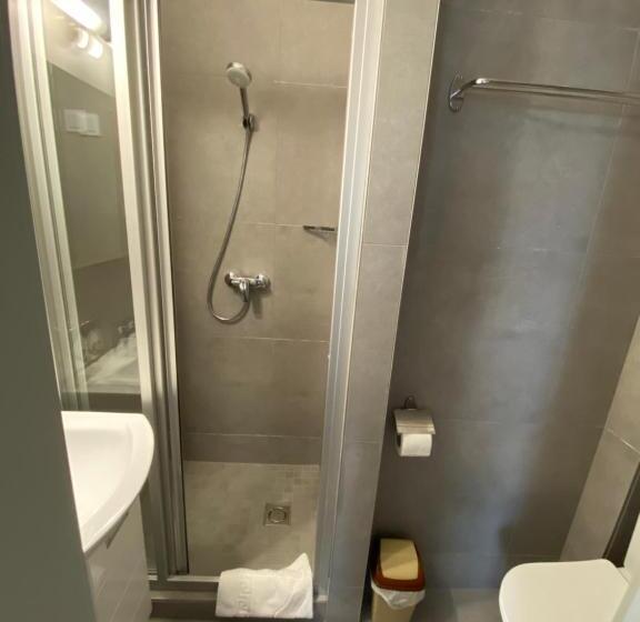 مبيت وإفطار Dalma Panzió