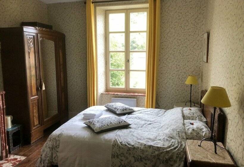 مبيت وإفطار La Cerisaie