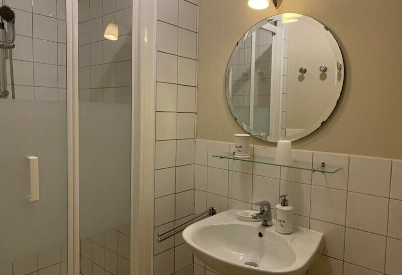 مبيت وإفطار La Cerisaie