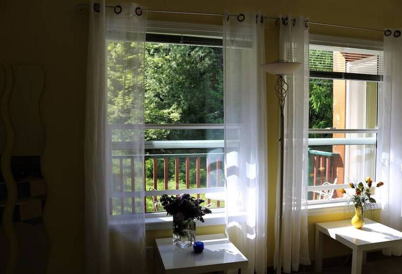 צימר Mulvehill Creek Wilderness Inn