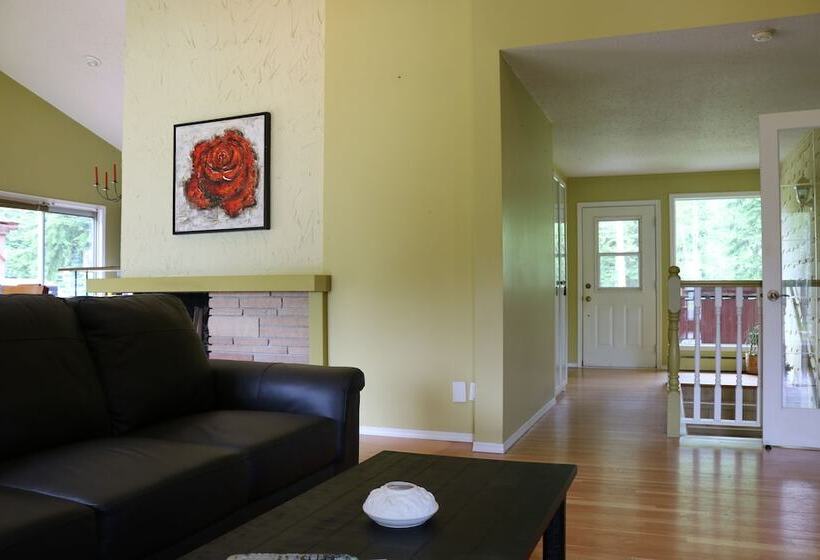 צימר Mulvehill Creek Wilderness Inn