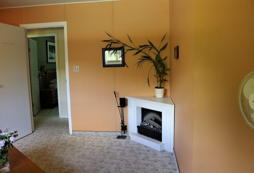 צימר Mulvehill Creek Wilderness Inn