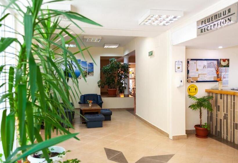 酒店 Adis Holiday Inn