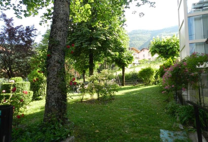 בית מלון כפרי Villa Svizzera