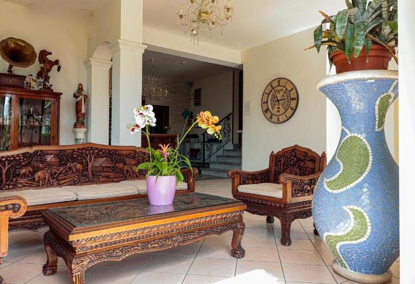 בית מלון כפרי Zeno