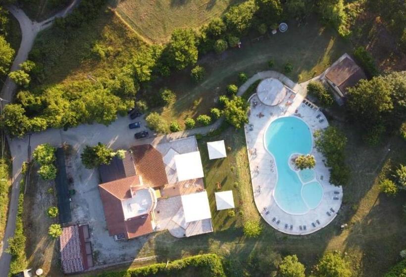 בית מלון כפרי Borgo Antico