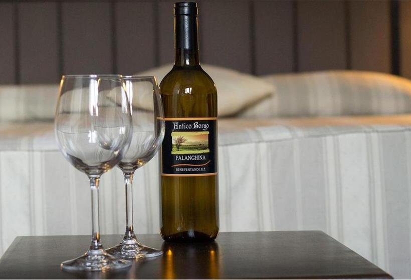 בית מלון כפרי Borgo Antico