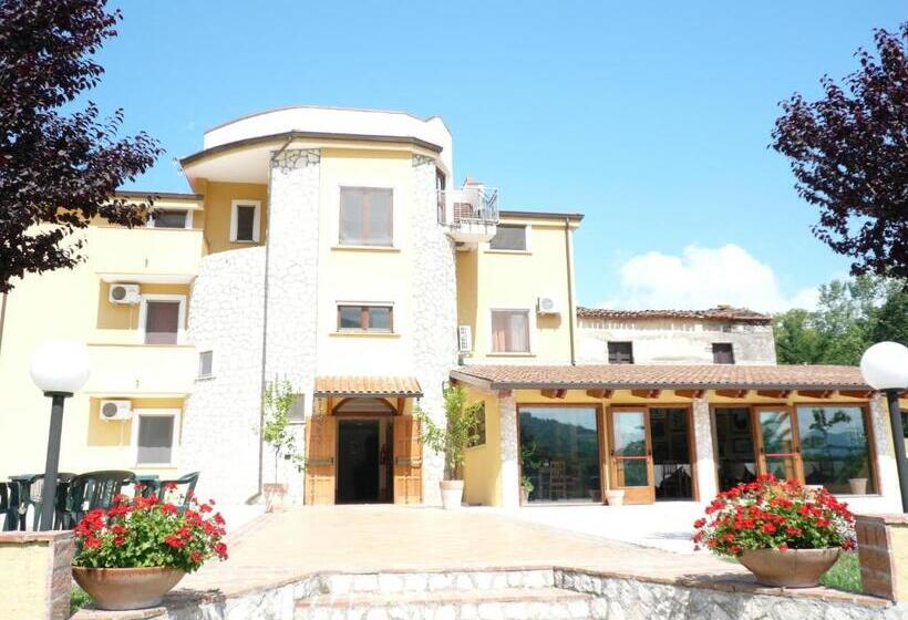 בית מלון כפרי Borgo Antico