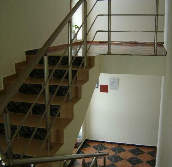 Отель Central Park Family