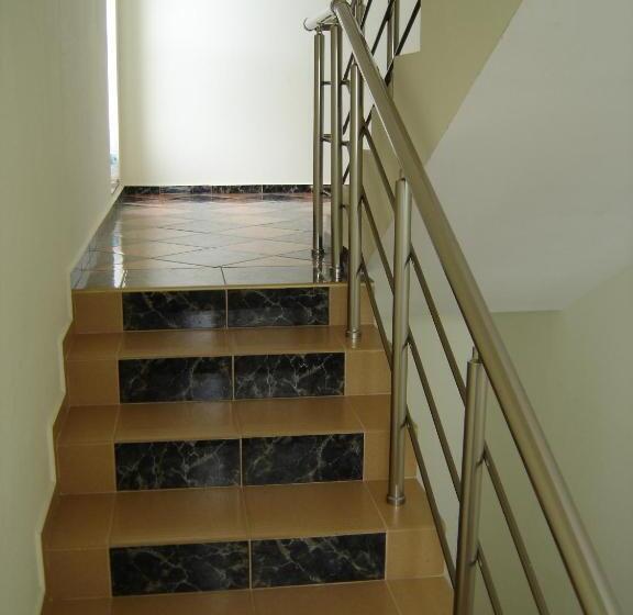 Отель Central Park Family