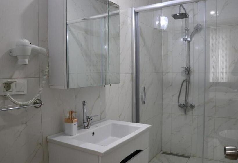 فندق Golden Apple