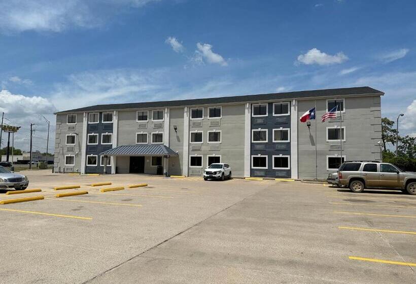 Surestay Hotel By Best Western Groves