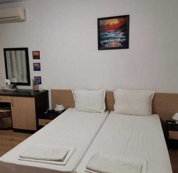 Hotel къща за гости The Sunny Corner